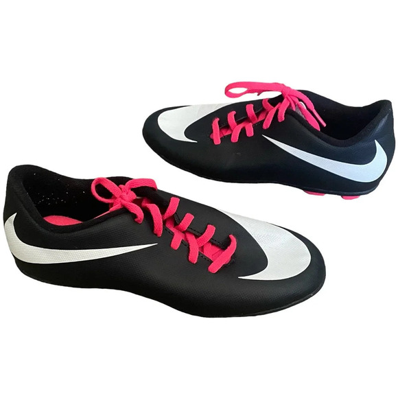 Nike Girls Pink Baseball Soccer Cleats Size US 4Youth Lace-Up Sneaker Pre-owned - Picture 1 of 9